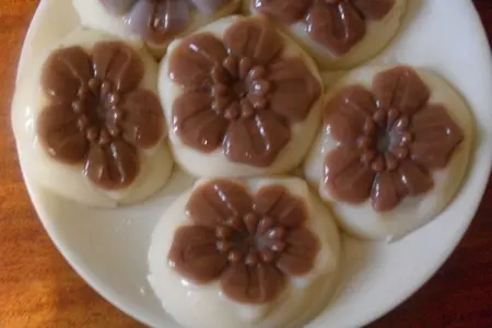 Желе из топлёного молока с шоколадом: шаг 5