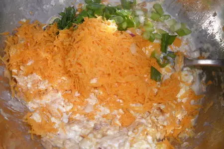 Оладушки с тунцом и овощами на завтрак: шаг 2