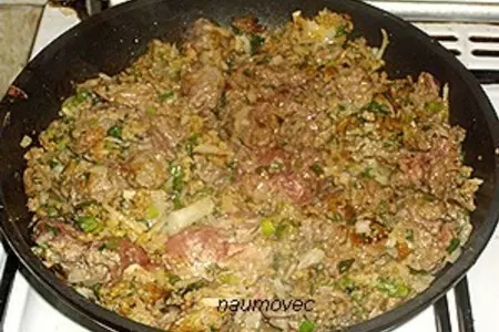 Тушеное мясо в ароматной панировке: шаг 4