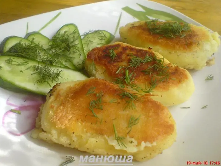 Картофельные зразы со шпротами: шаг 2