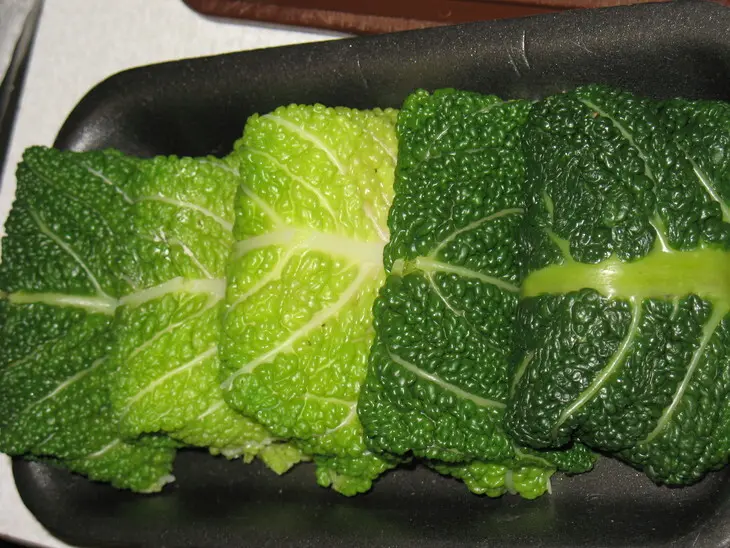 Голубцы из савойской капусты с креветками. горячая закуска: шаг 2