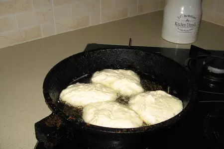 Сырники дрожжевые: шаг 2