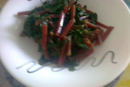 Запеканка из кабачков+ салат со свекольной ботвой: шаг 4