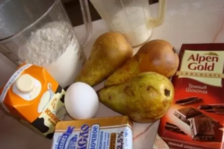 Пирог с грушей под шоколадной карамелью: шаг 1