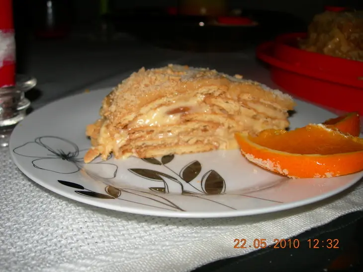 Cremoso de leite condensado или торт из печенья: шаг 1