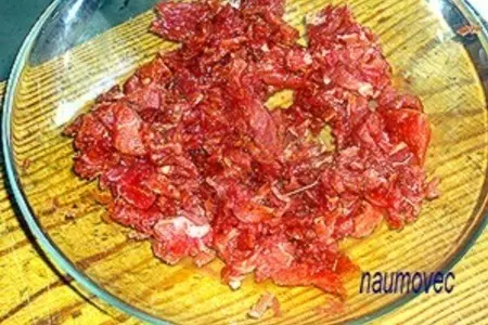 Лепешки с мясом кубдари: шаг 1
