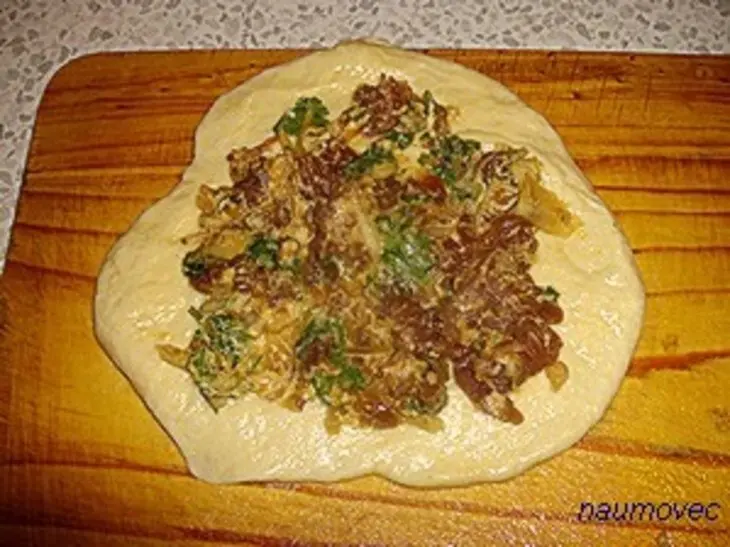 Лепешки с мясом кубдари: шаг 5