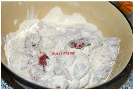 Бананово-клубничные кексики (маффины)_bаnаnа strawberry muffins: шаг 5