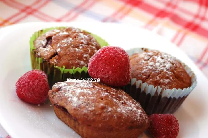 Бананово-клубничные кексики (маффины)_bаnаnа strawberry muffins: шаг 8