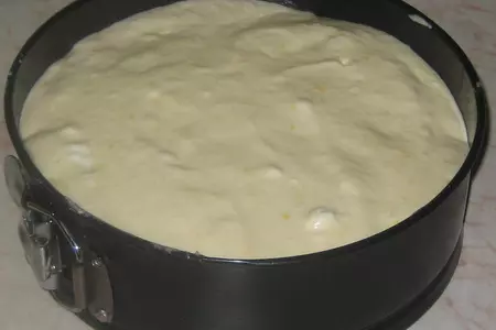 Лимонный пирог с творожными шариками: шаг 2