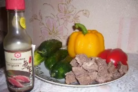 Салат мясной с овощами: шаг 1