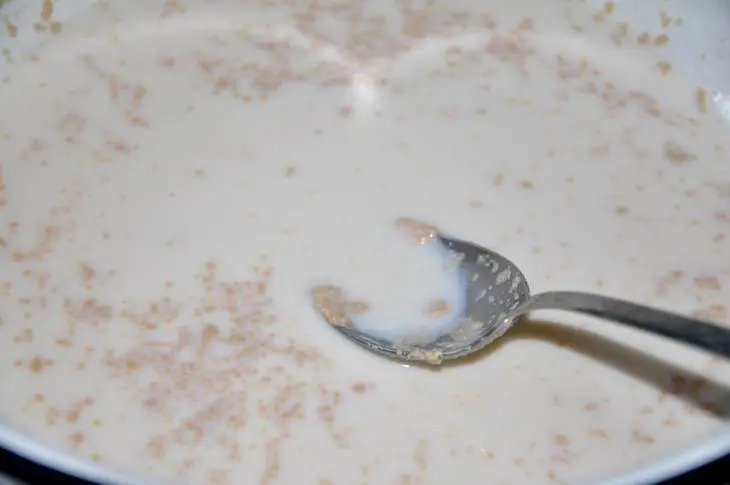 Рогалики со сгущенкой и орехами: шаг 2