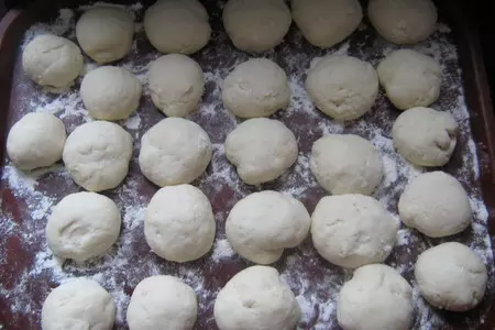 Паровые булочки с мясом и капустой.: шаг 4