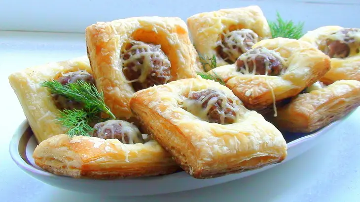 Чем закусить в день рождения: шаг 1