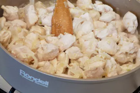 Венгерский паприкаш из куриного мяса.: шаг 4