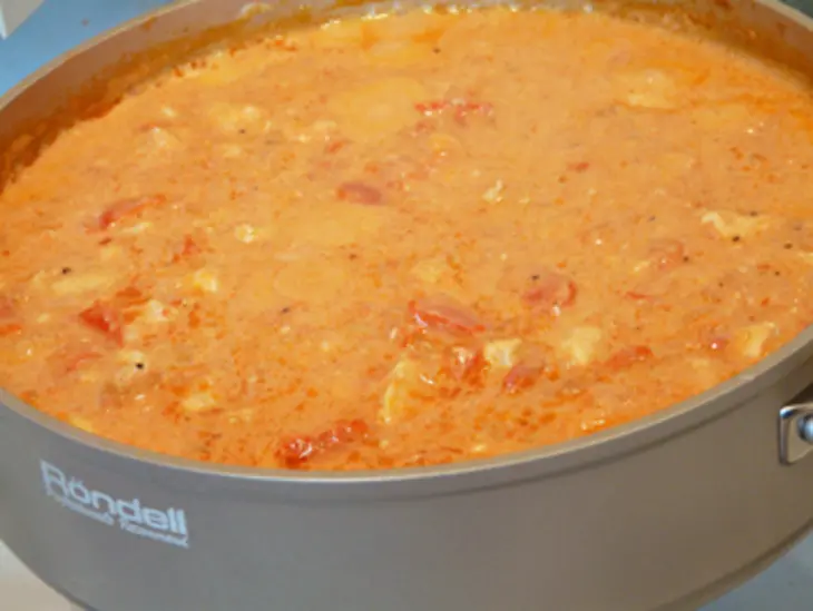 Венгерский паприкаш из куриного мяса.: шаг 9