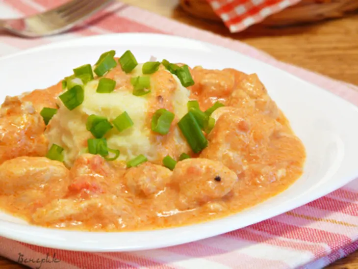 Венгерский паприкаш из куриного мяса.: шаг 10