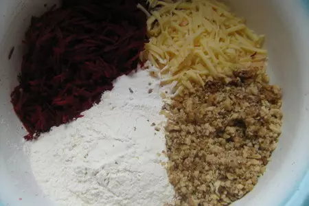 Свекольный торт с грецкими орехами.: шаг 2