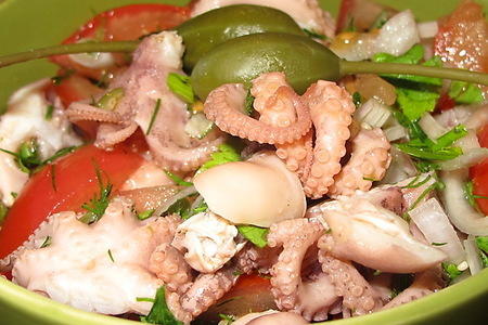 Салат с осьминогами: шаг 4