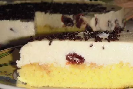 Торт с белого шоколада с вишней: шаг 3