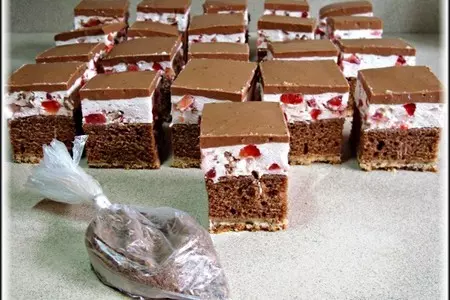 Пирожное "клубника в шоколаде": шаг 26