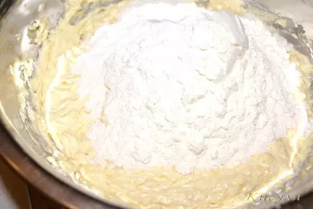 Апельсиновые маффины с цукатами и шоколадной крошкой.: шаг 3