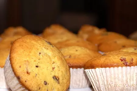 Апельсиновые маффины с цукатами и шоколадной крошкой.: шаг 7