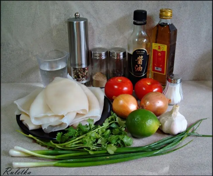 Куми куми смур (пряный кальмар).: шаг 1