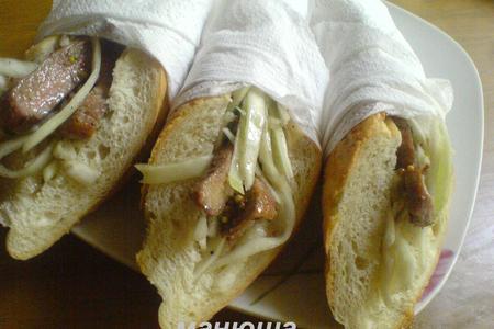 Бутерброды со свининой или свинина с капустным салатом в багете: шаг 8