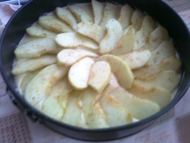 Яблочный пирог с медово коричной пропиткой!: шаг 6