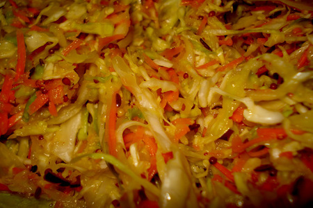 Кольслоу (салат из капусты): шаг 4