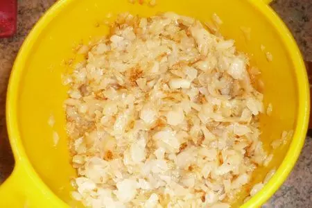 Пирог с куриными грудками: шаг 1