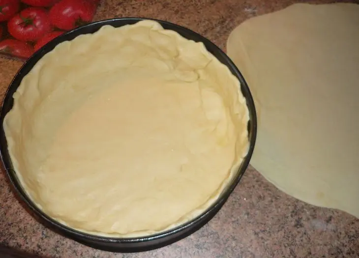 Пирог с куриными грудками: шаг 5