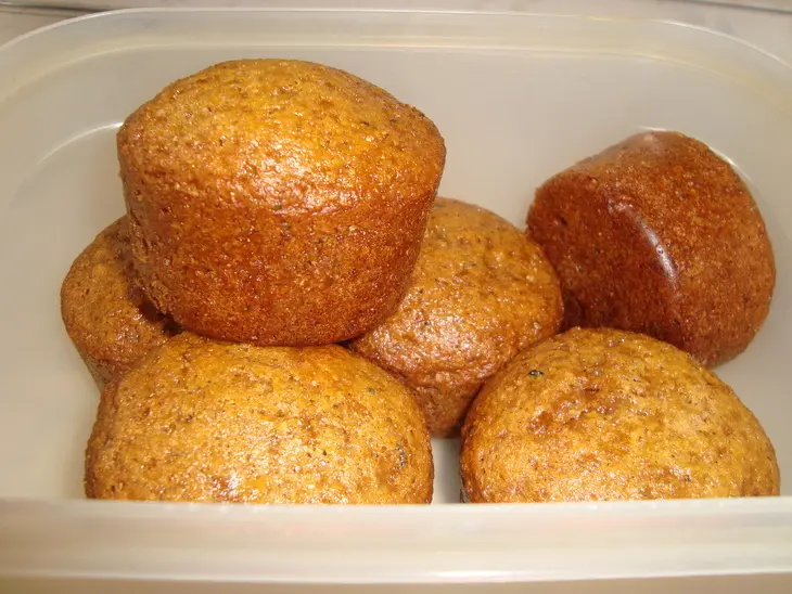 Медовые кексики с цукатами и орехами: шаг 3