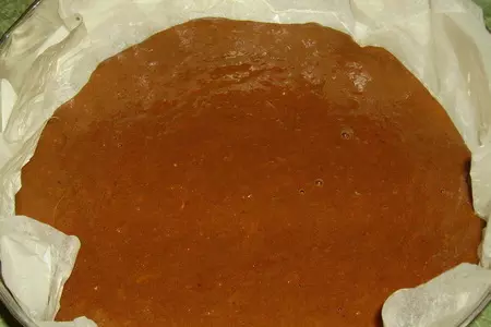 Тыквенно-шоколадный тортик с суфле и клубникой.: шаг 1