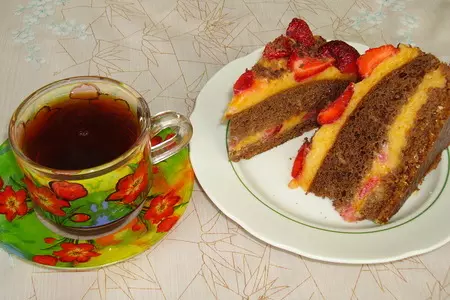 Тыквенно-шоколадный тортик с суфле и клубникой.: шаг 9