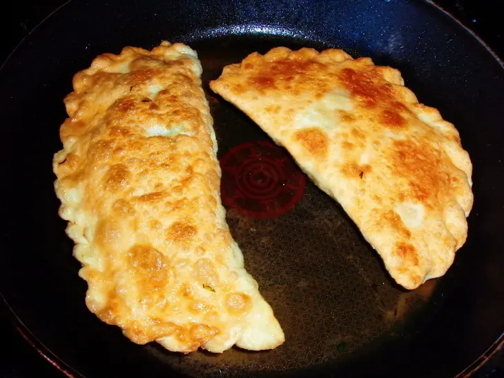 Лепешки с зеленью и сыром: шаг 4