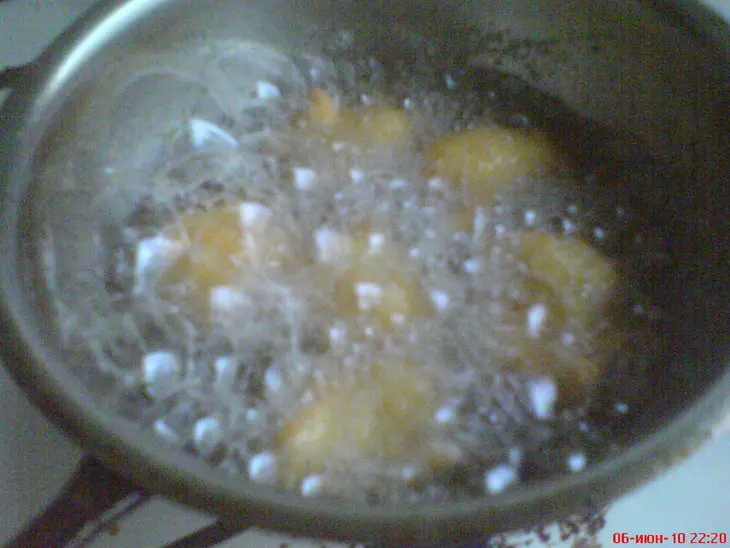 Пончики из заварного теста с сыром: шаг 5