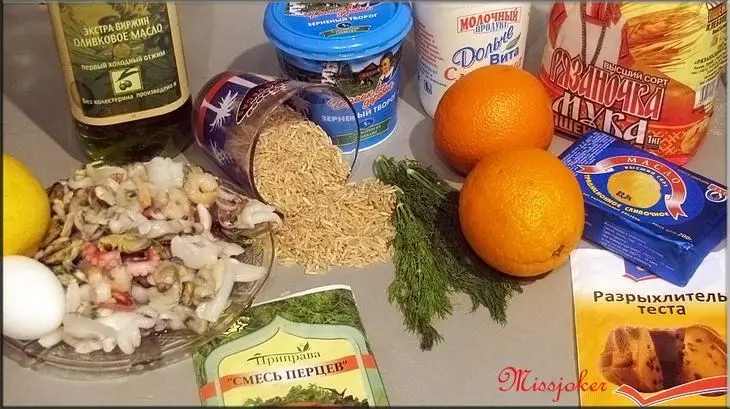 Морские ежики с творожно-апельсиновым соусом и рогаликами: шаг 1