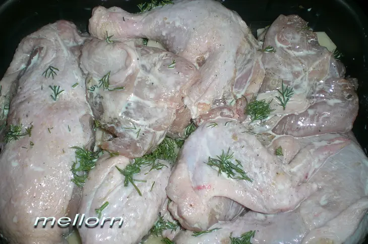Курочка под сливками с картофелем и цветной капустой: шаг 3