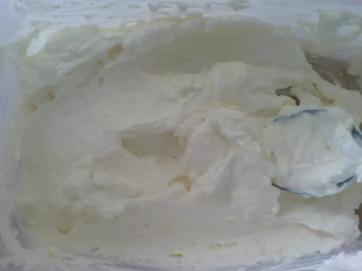 Корзинки  с кокосовым кремом и маринованной клубникой: шаг 6