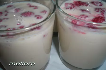 Желе из ряженки с малиной: шаг 1
