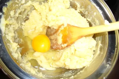 Эклерчики  с заварным кремом, шоколадом и арахисом: шаг 2