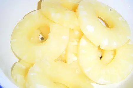 Ананасовый пирог с кокосовой карамелью: шаг 6