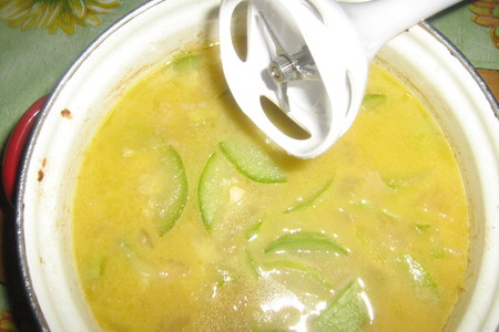 Суп-крем из кабачков с авокадо.: шаг 6