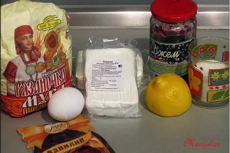 Творожные булочки с джемом: шаг 1