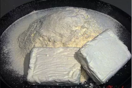 Творожные булочки с джемом: шаг 2