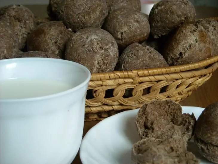 Булочки с льняной мукой "страшные снаружи,полезные внутри": шаг 8