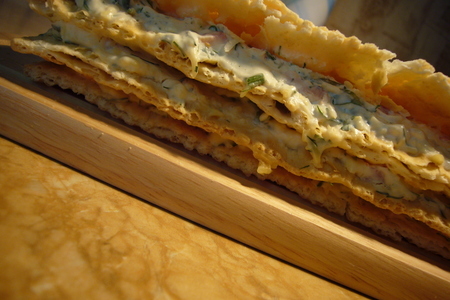 Закусочный пирог  с творожным сыром, сметаной и зеленью.: шаг 2