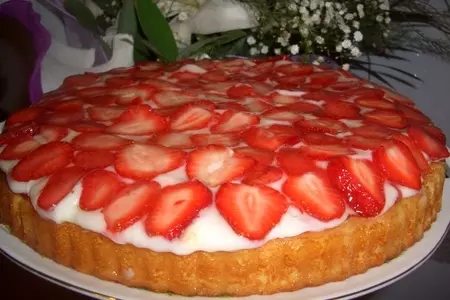 Пирог с клубникой "ко дню рождения": шаг 14